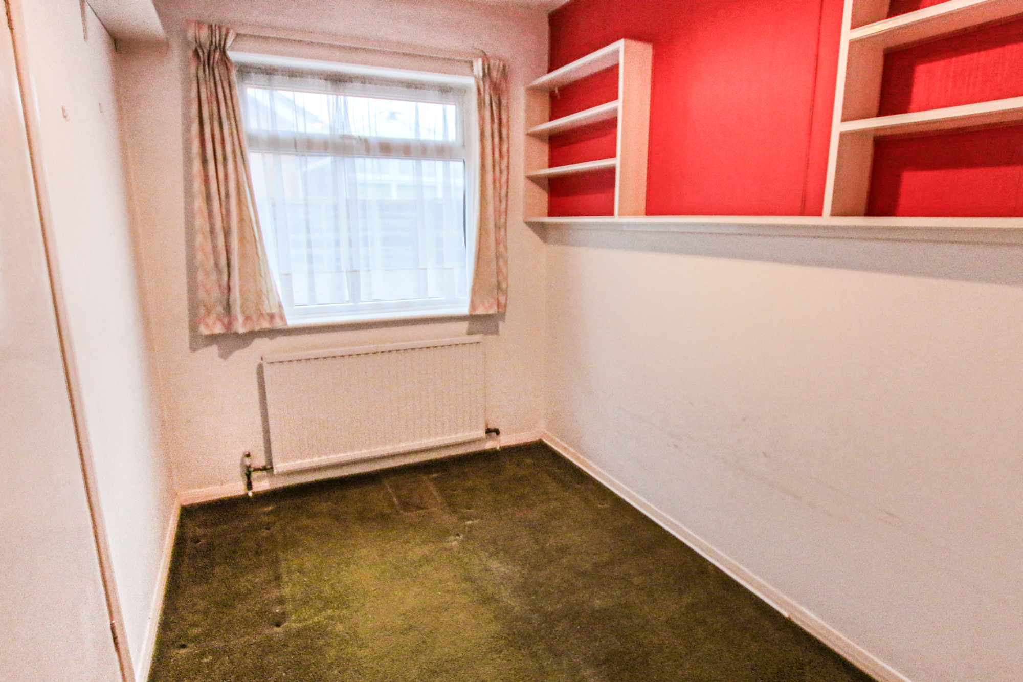 Squires Close, Crawley, West Sussex