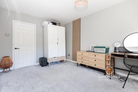 Woodside | Thumbnail