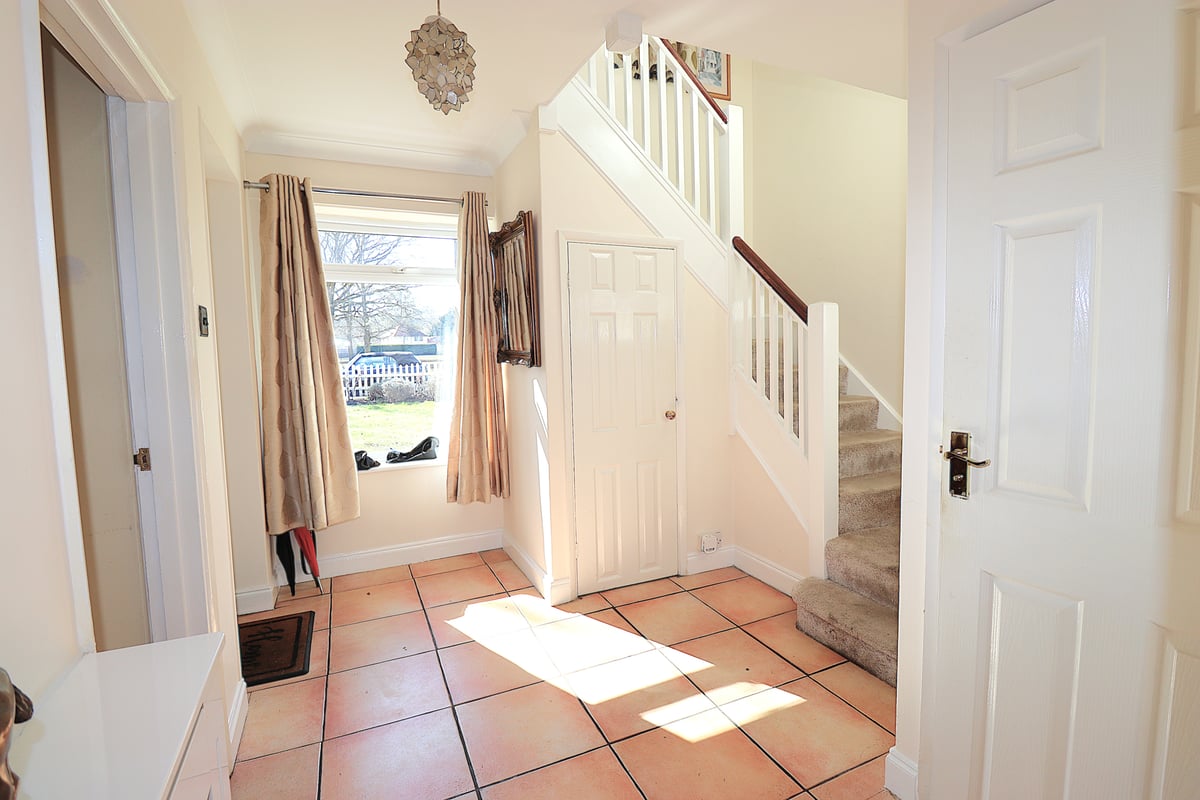 Sycamore Road, Farnborough, GU14 6RE