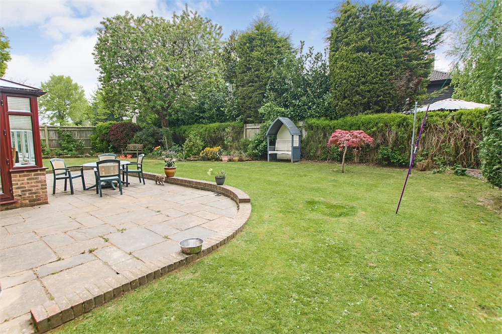 Fermandy Lane, Crawley, West Sussex