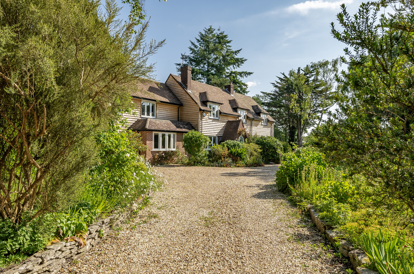 4 Bed Property for sale in Boldre, Lymington Spencers
