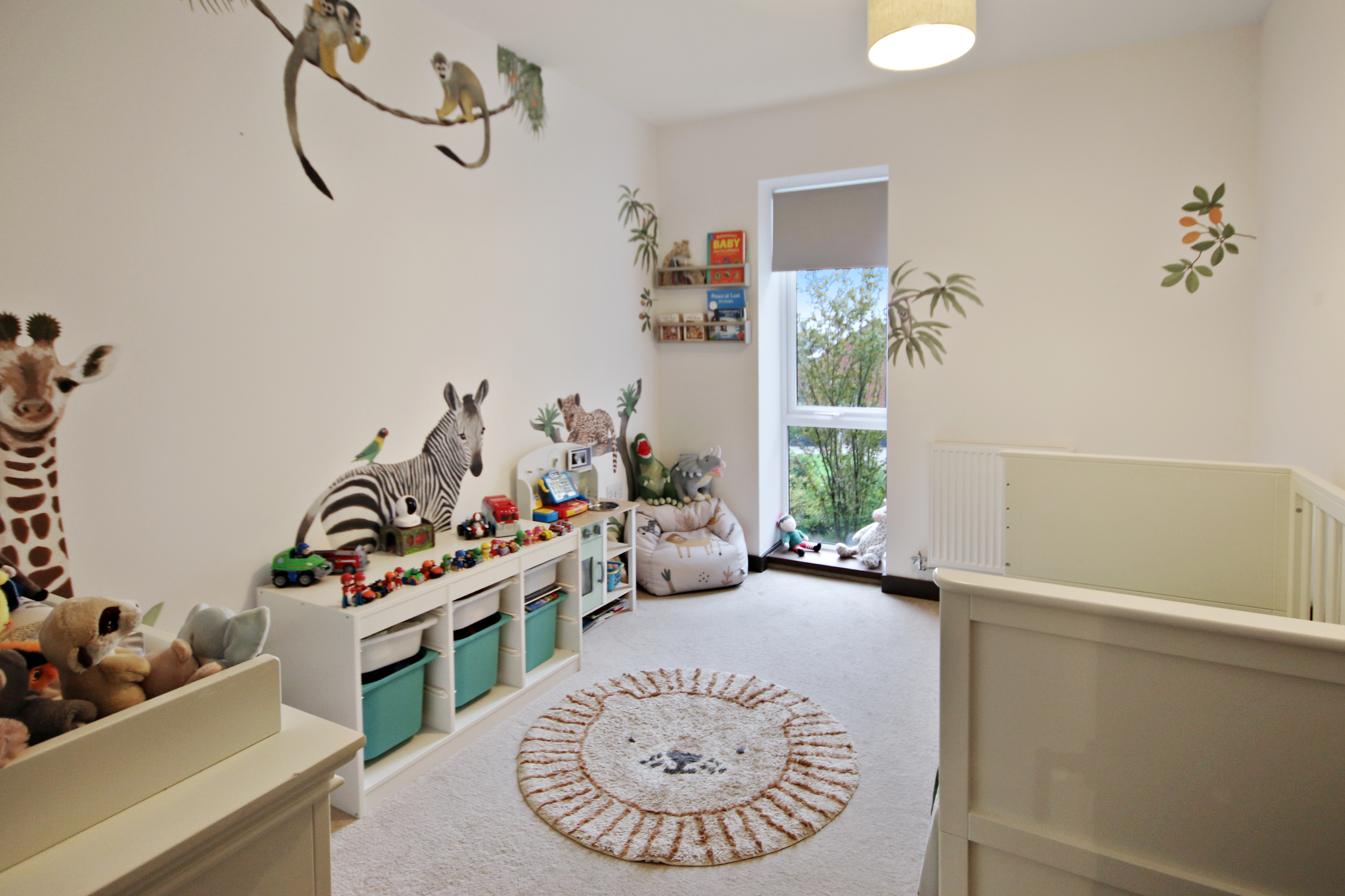 52 Queens Road, East Grinstead, West Sussex