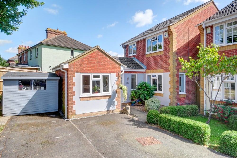 Property Details for Linden Grove Amberstone, Hailsham East Sussex