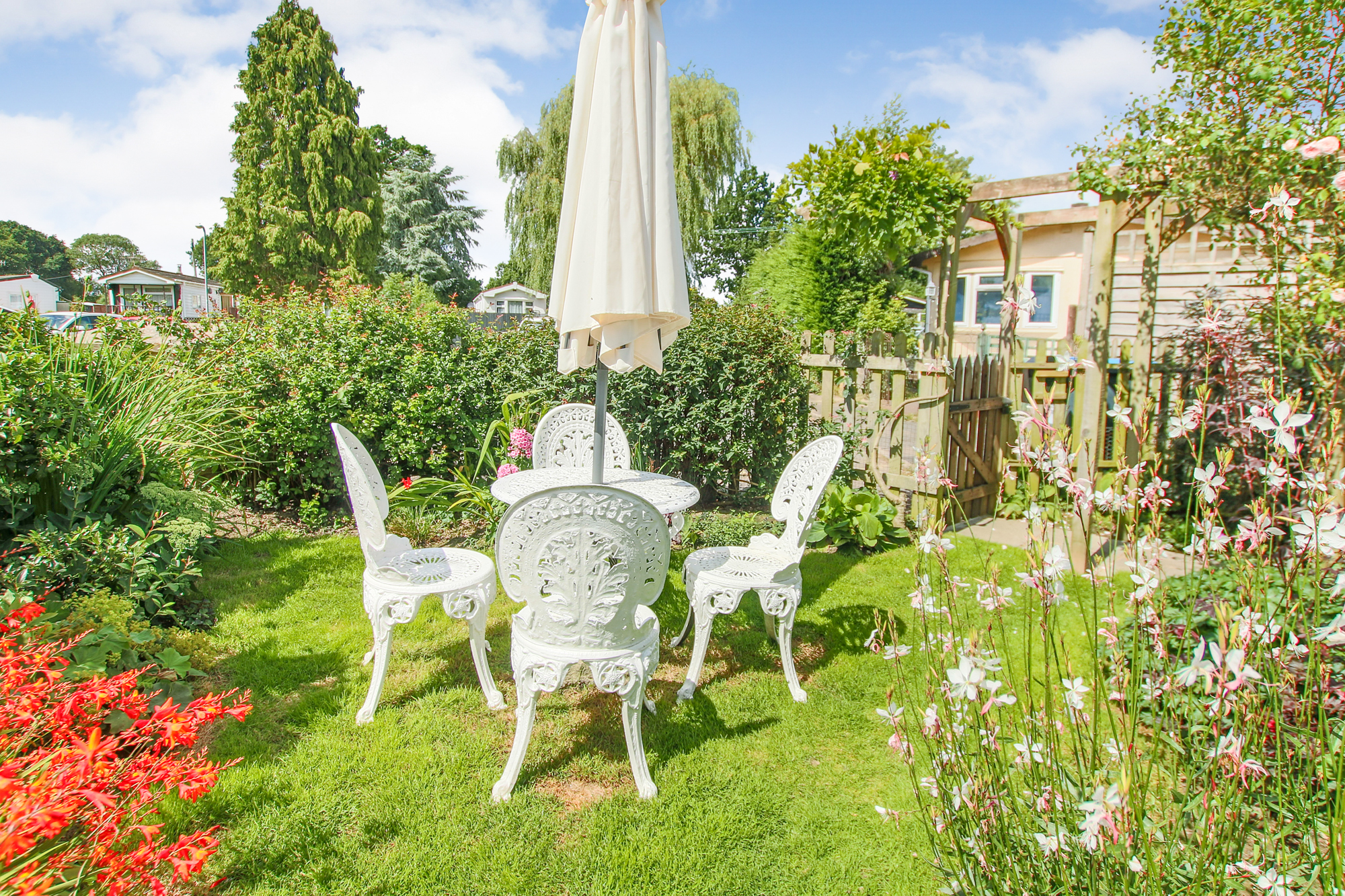 Meadowside Park, Lingfield, Surrey