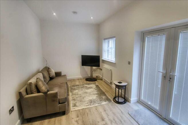 Frearson Close, Nottingham, NG16 3UF