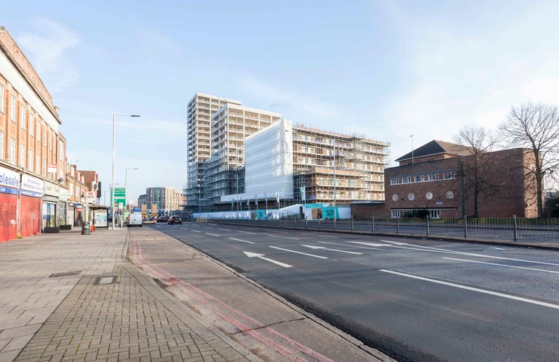 2 bedroom(s) apartment to sale in Western Circus, Western Avenue, Acton, London-image 5