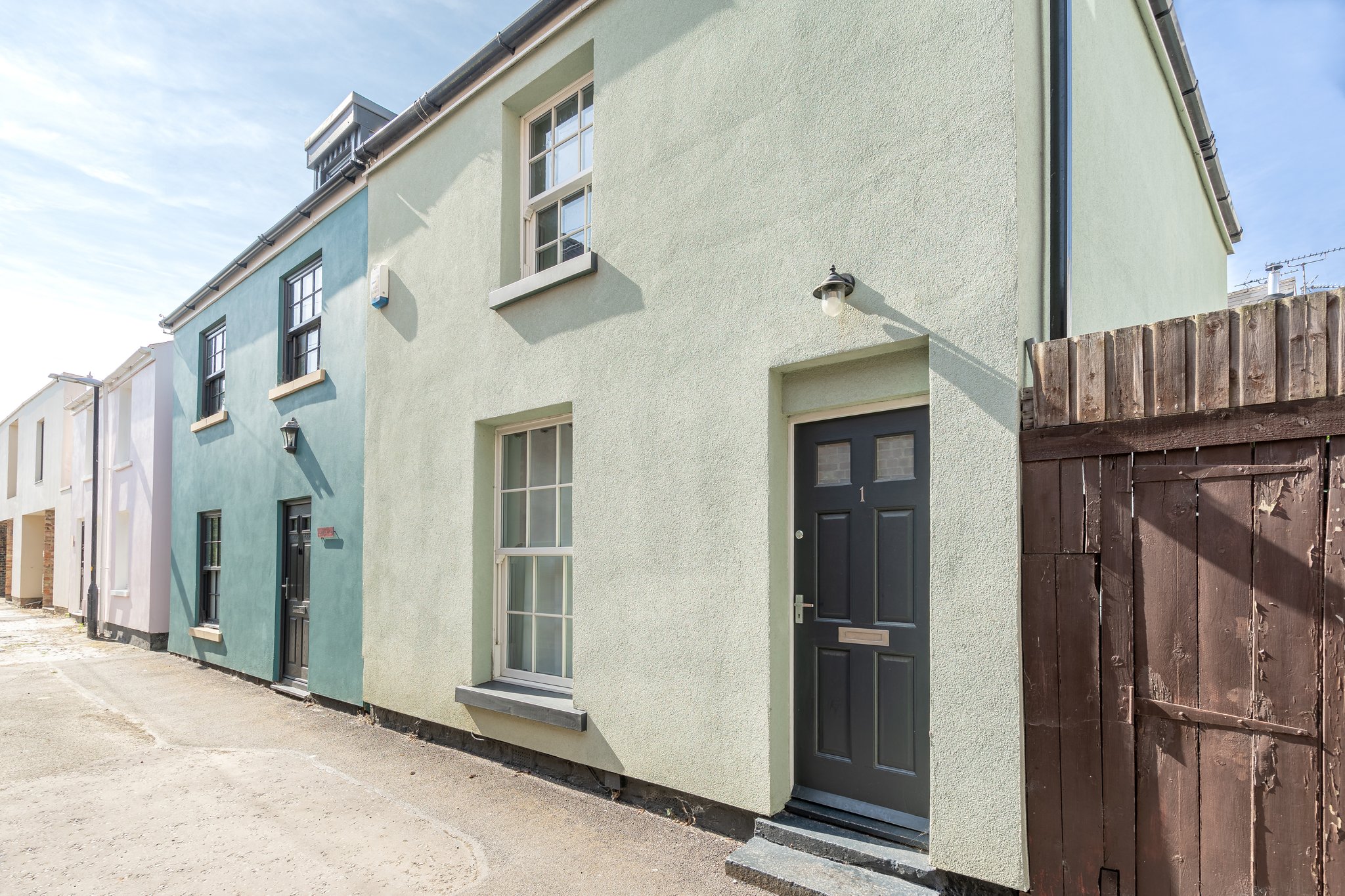 Chapel Lane, The Suffolks, Cheltenham