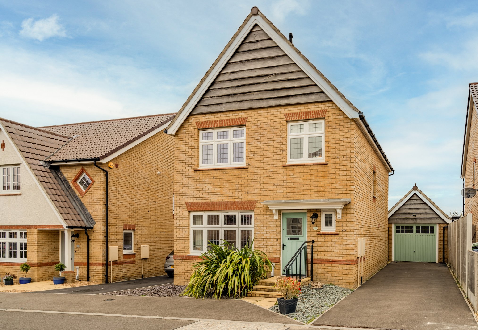 Honeysuckle Avenue, Leckhampton, Cheltenham