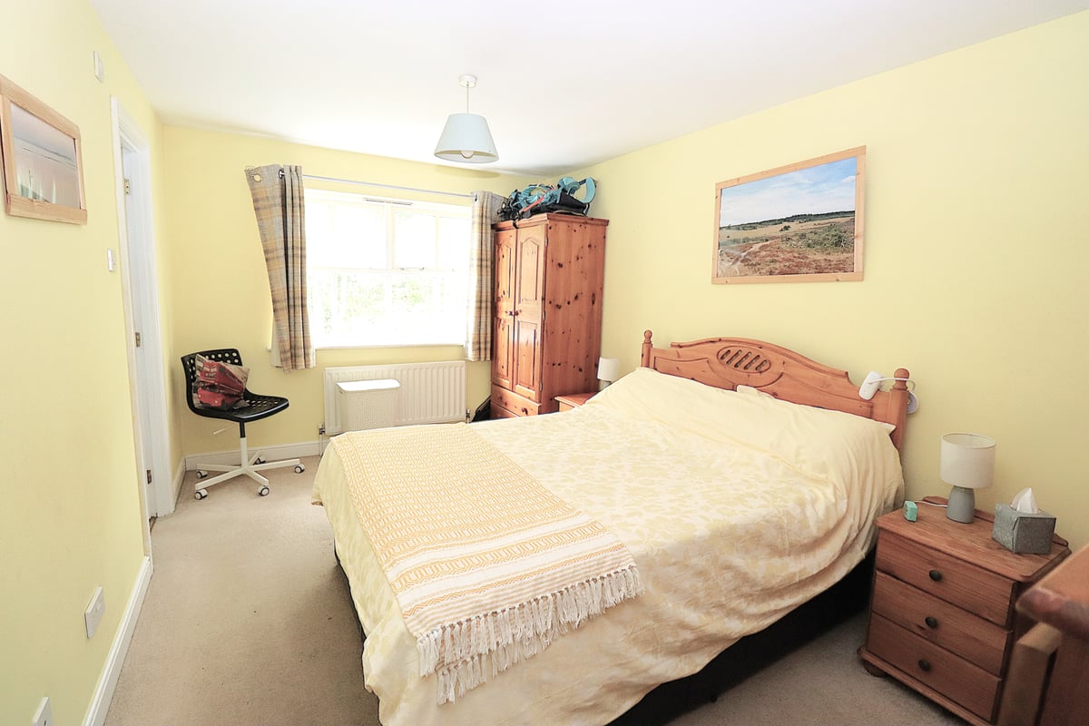  Richmond Close, FARNBOROUGH, GU14 0RH