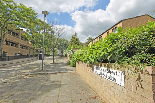 South Eighth Street, Milton Keynes, Buckinghamshire Image