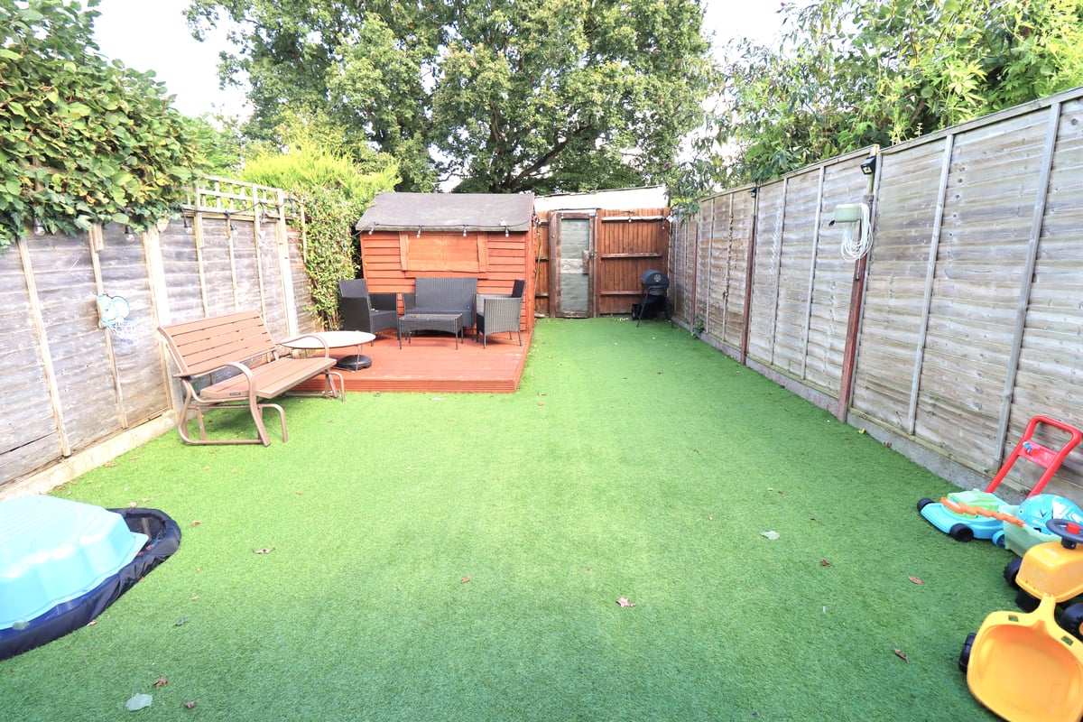 Beta Road, Farnborough, GU14 8PQ