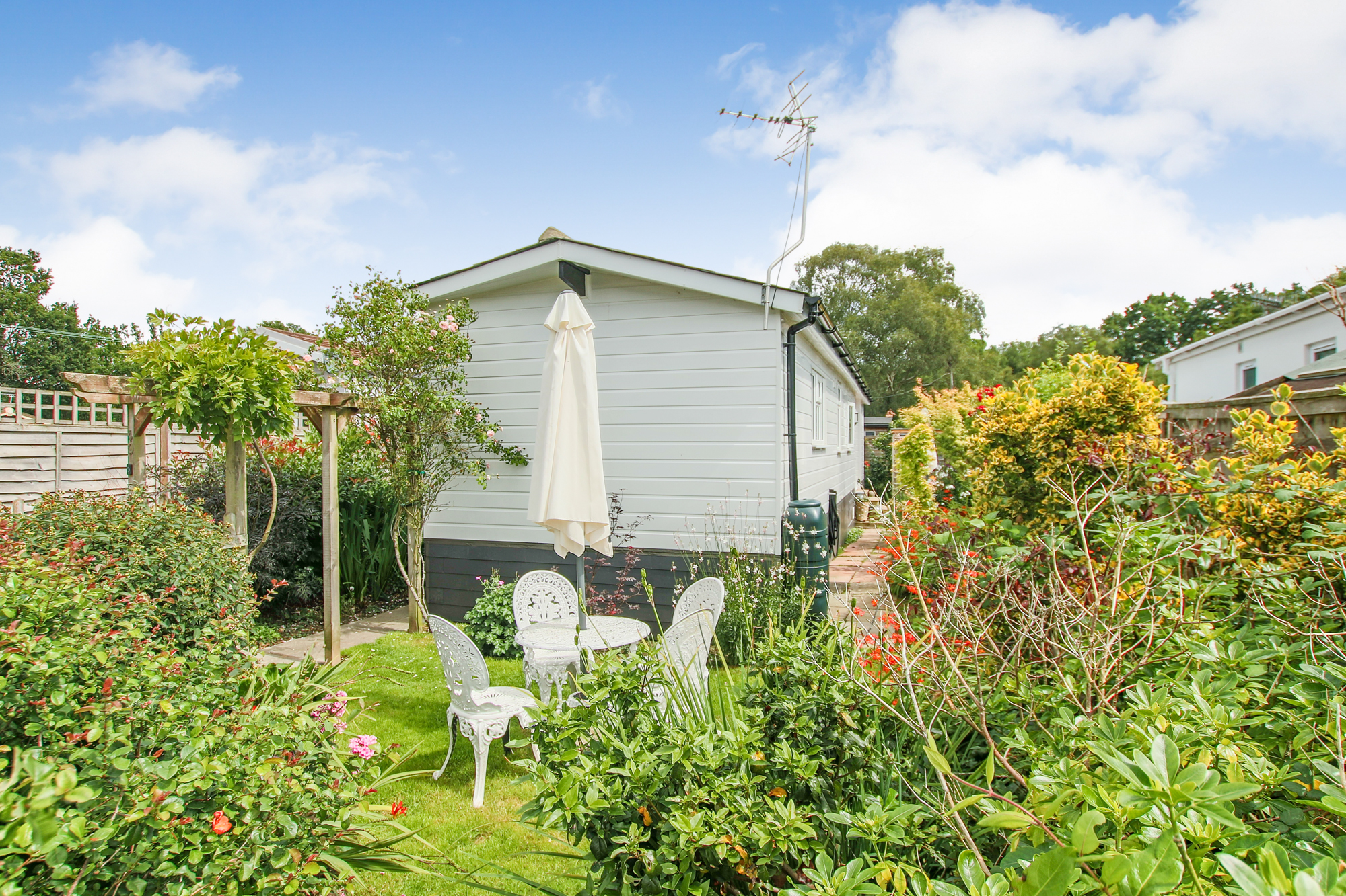 Meadowside Park, Lingfield, Surrey