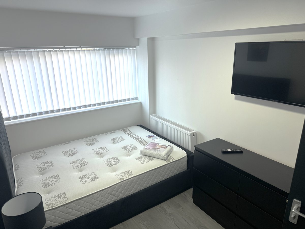 Room 1, Teviot Close, Corby 