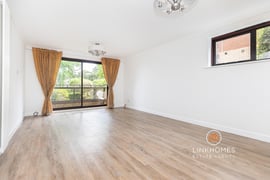 Warwick View | Thumbnail