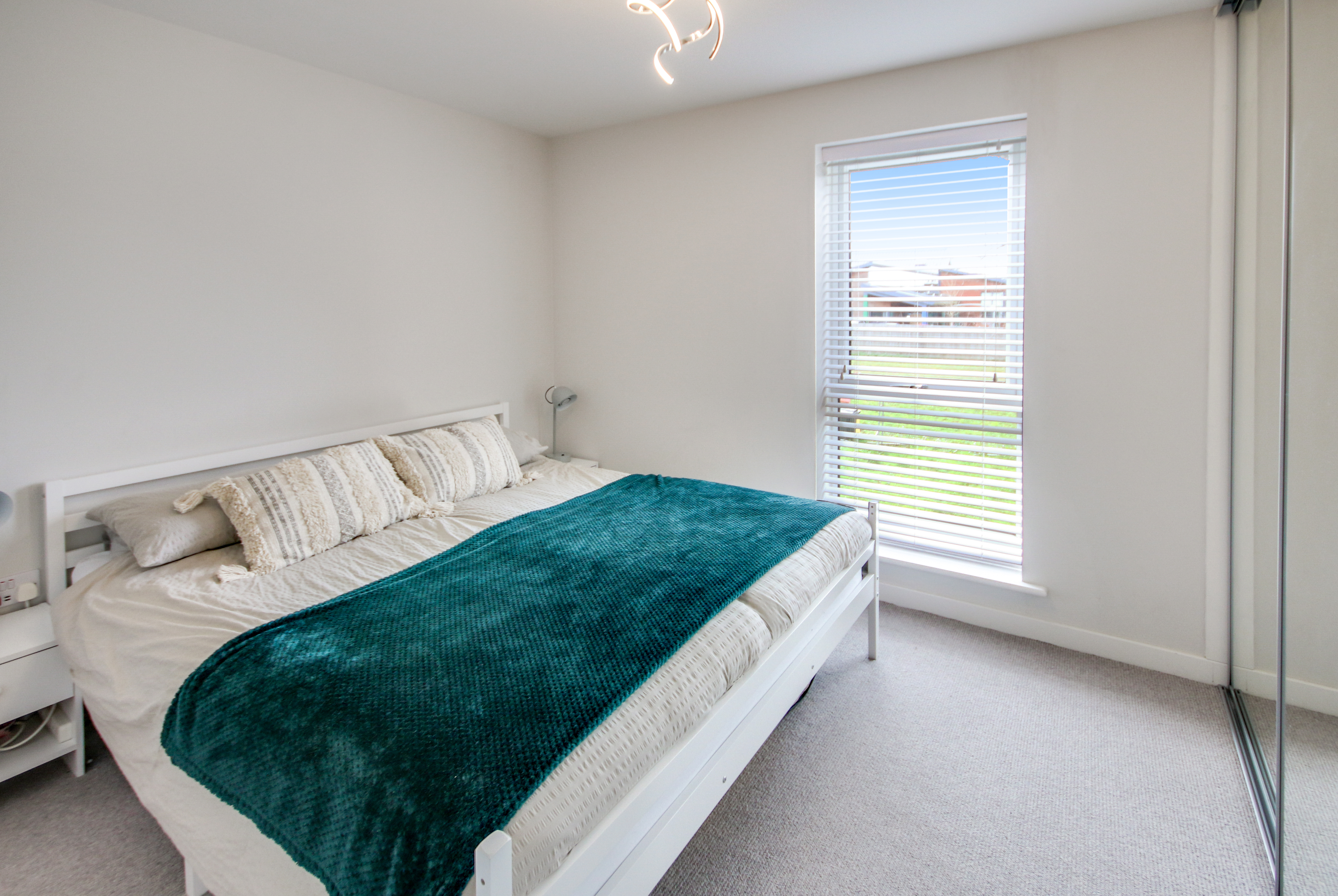 Cheerio Lane, Pease Pottage, West Sussex