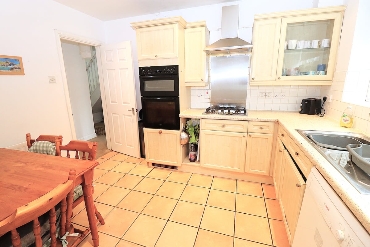  Richmond Close, FARNBOROUGH, GU14 0RH