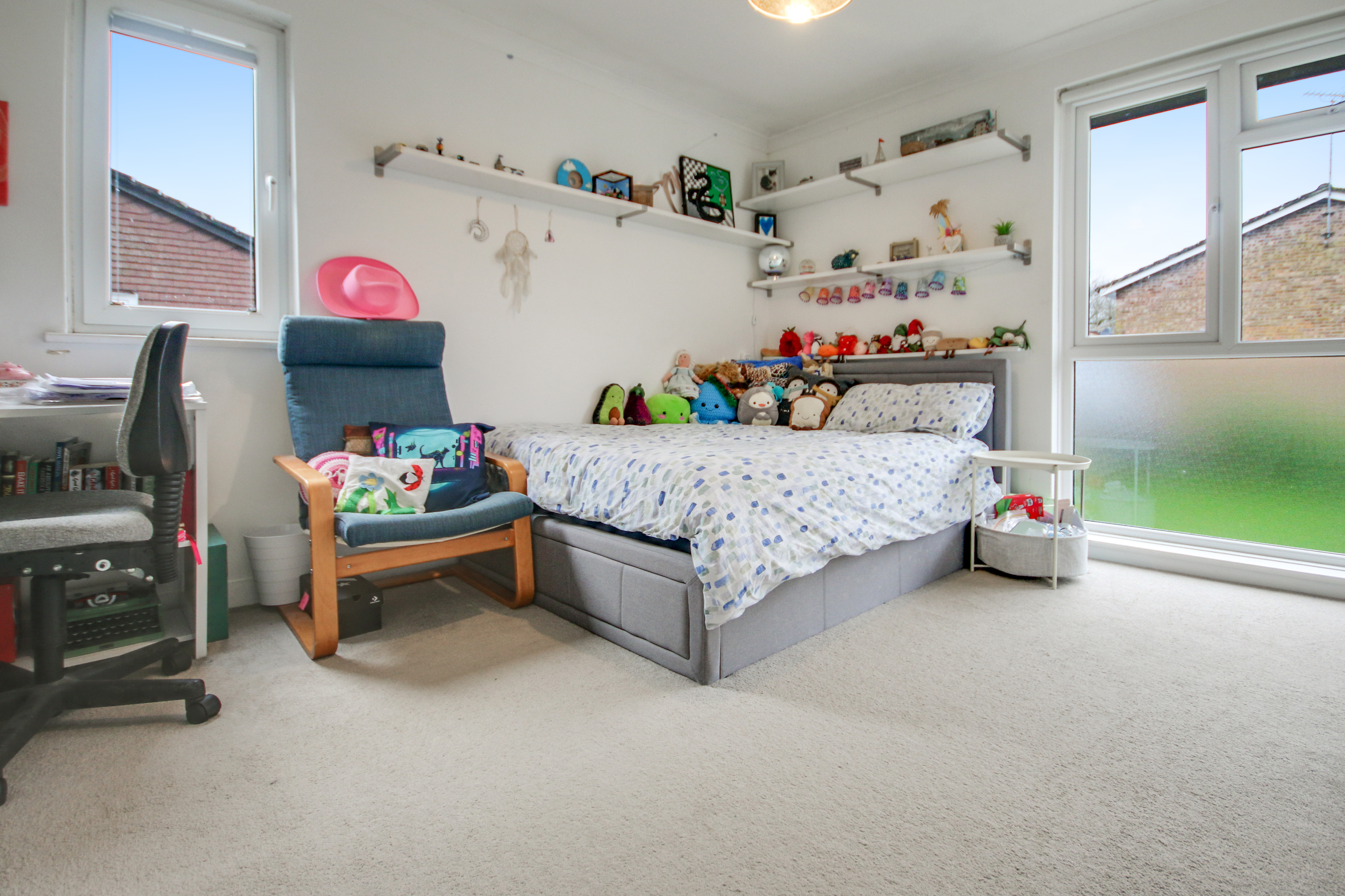 Stuart Way, East Grinstead, West Sussex