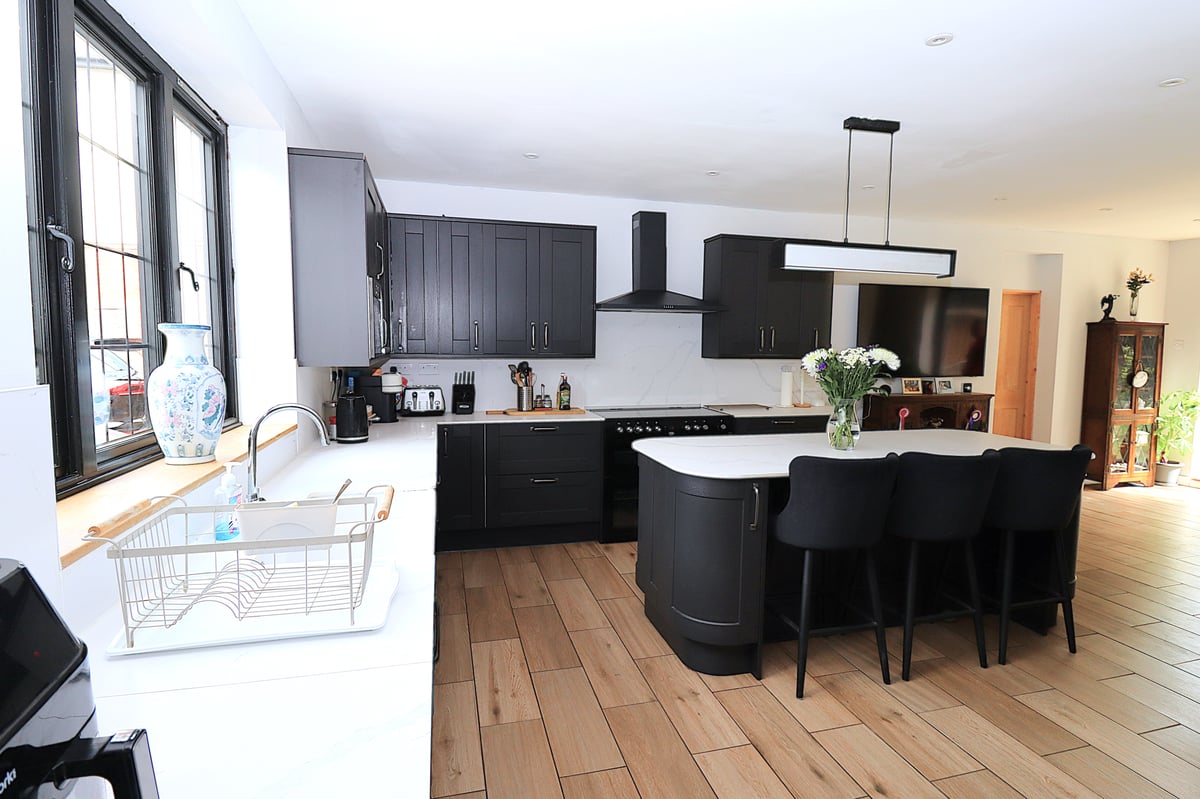 Farnborough Road, Farnborough, GU14 7JL