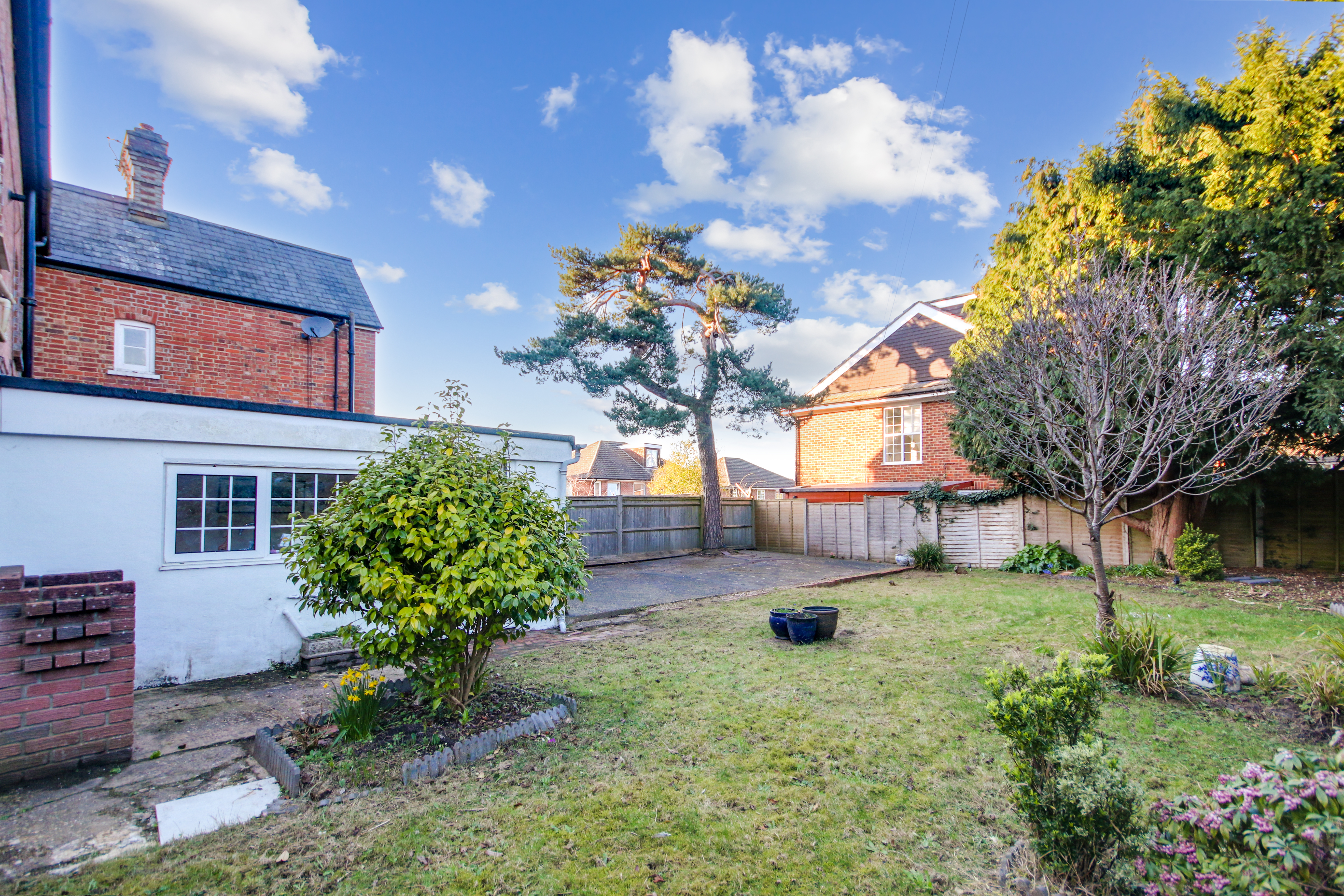 Clinton Hill, Lingfield, Surrey