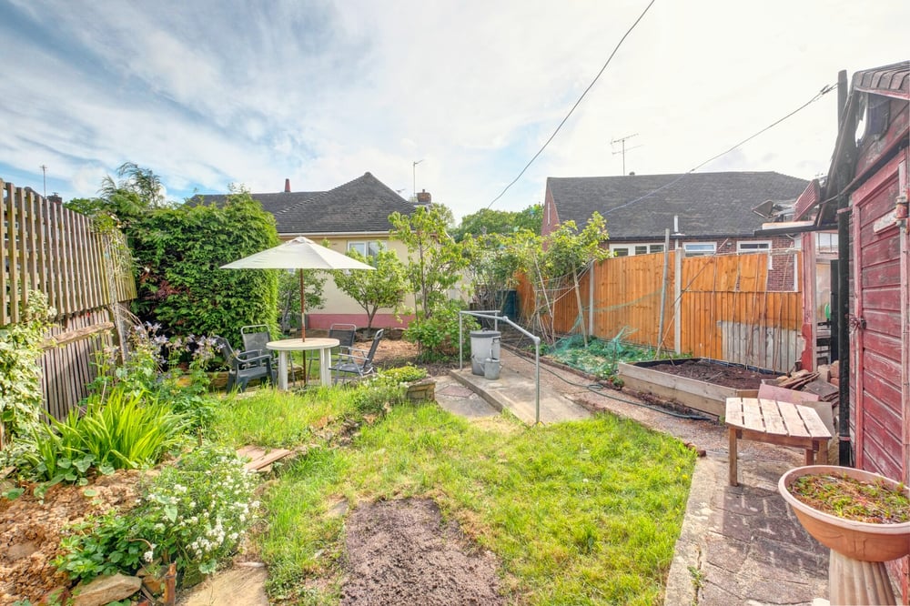 Property Details for Harebeating Crescent Hailsham East Sussex BN27