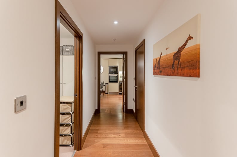 2 bedroom(s) apartment to sale in Fetter Lane, Holborn, London-image 17
