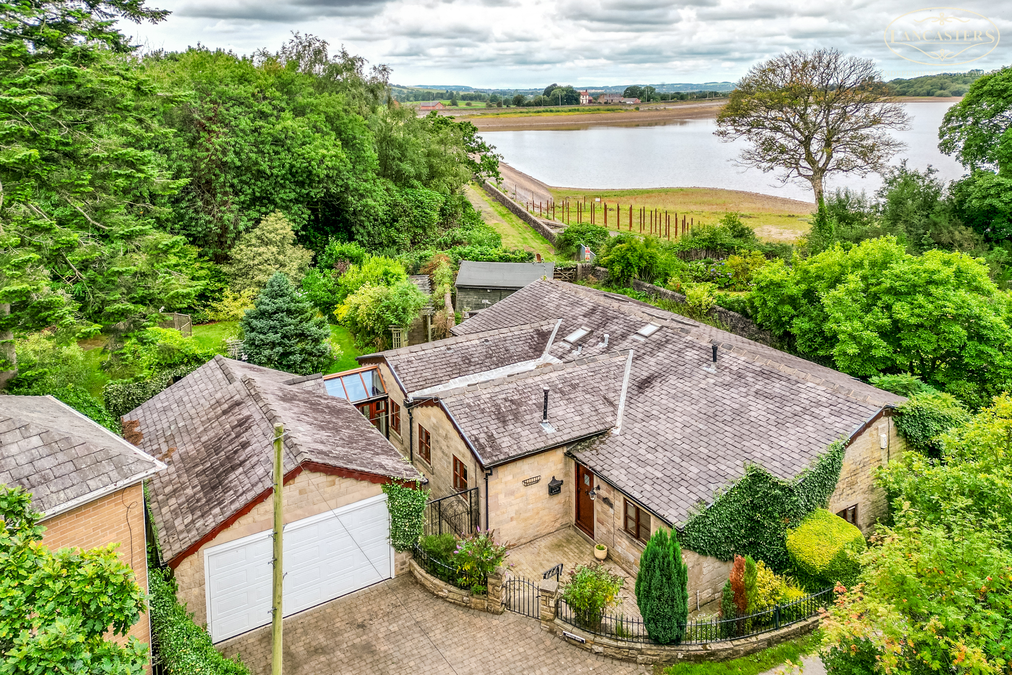 Property enquiry form background image