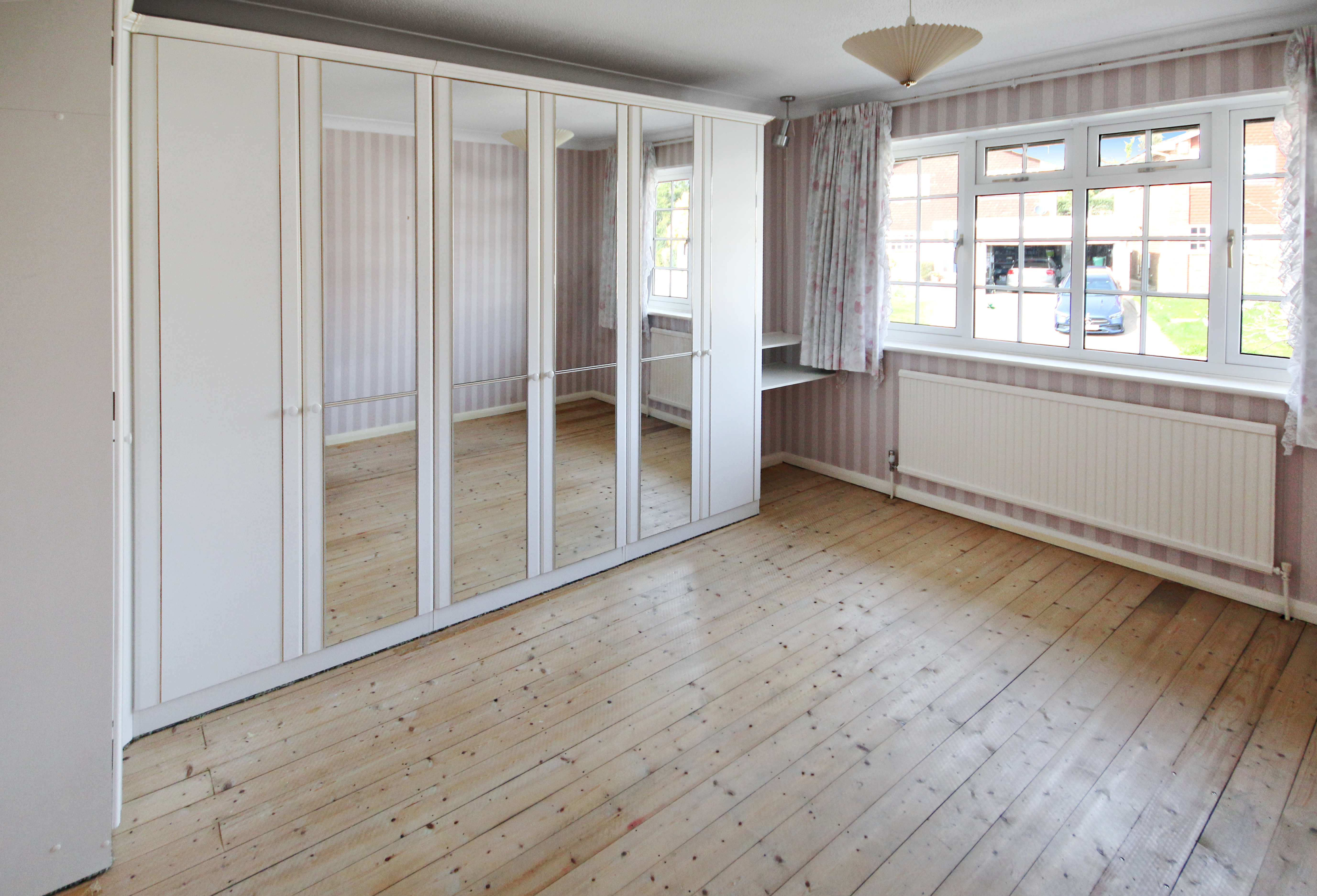 Pine Way Close, East Grinstead, West Sussex