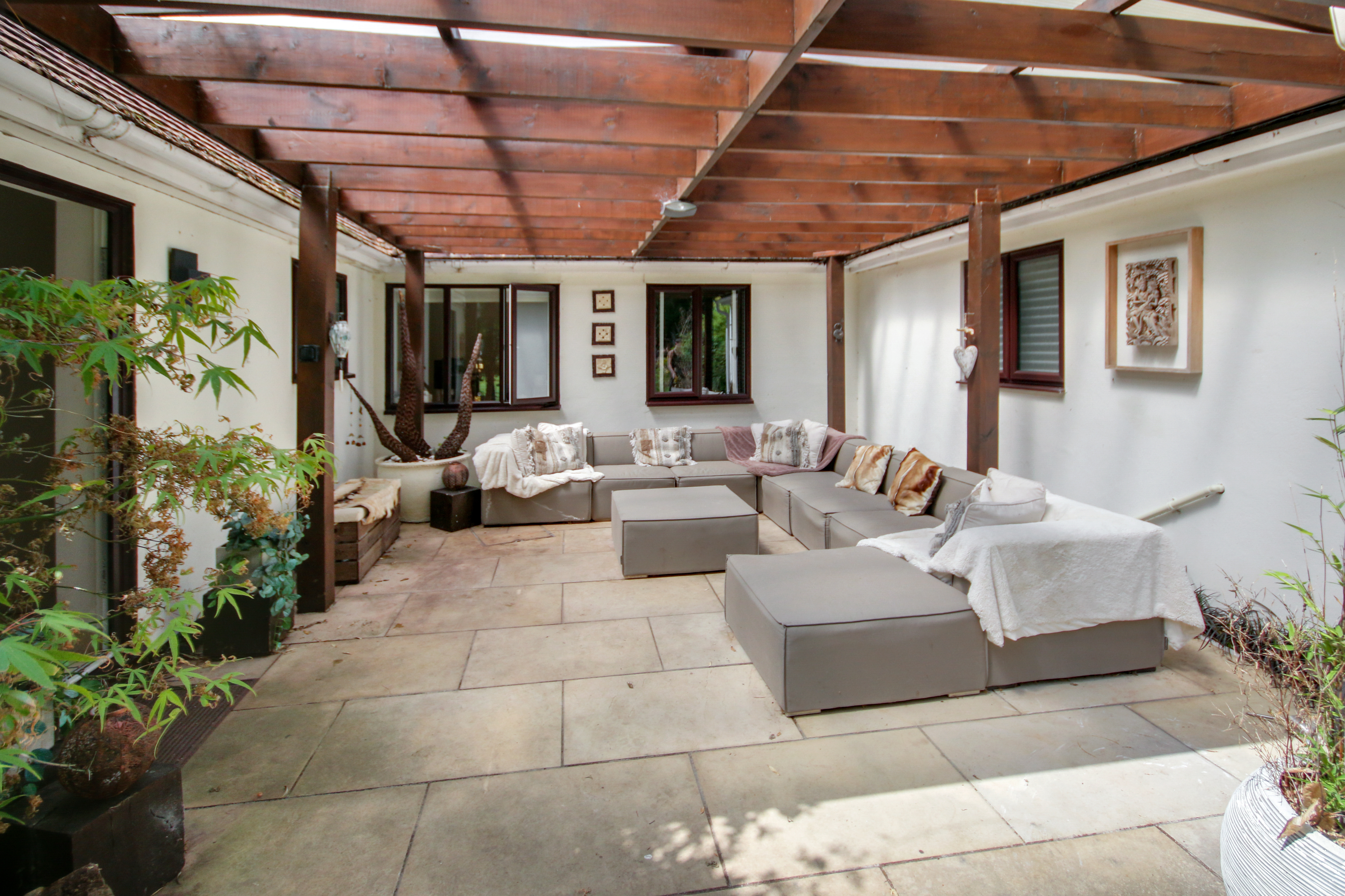 Heatherlands, Felcot Road