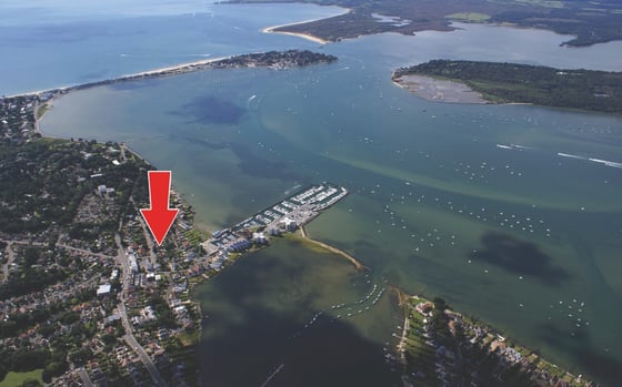 Sandbanks Road, Lilliput, BH14