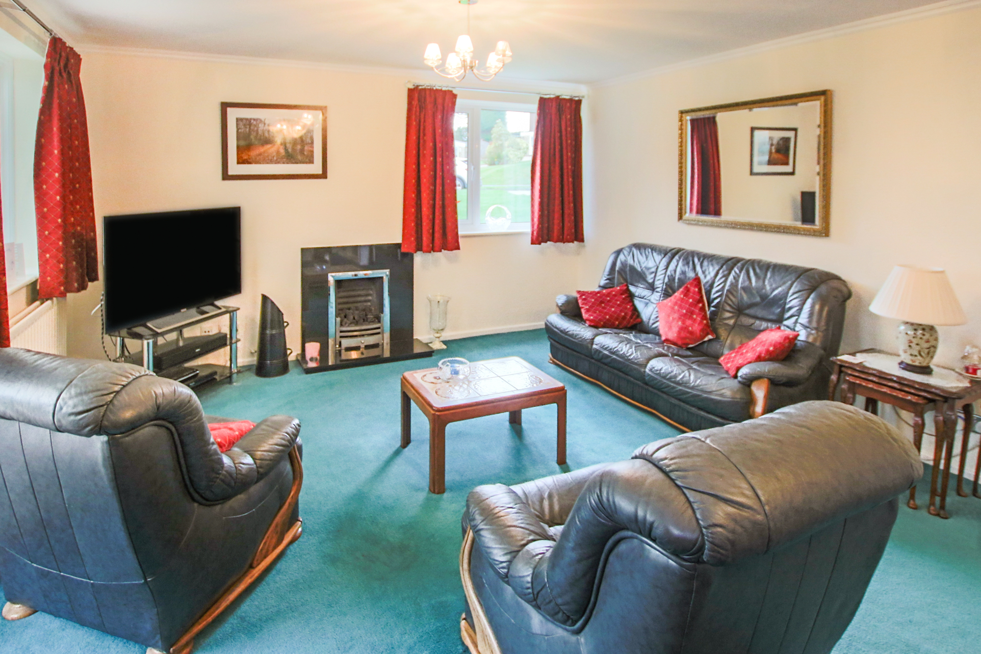 Fulmar Drive, East Grinstead, West Sussex