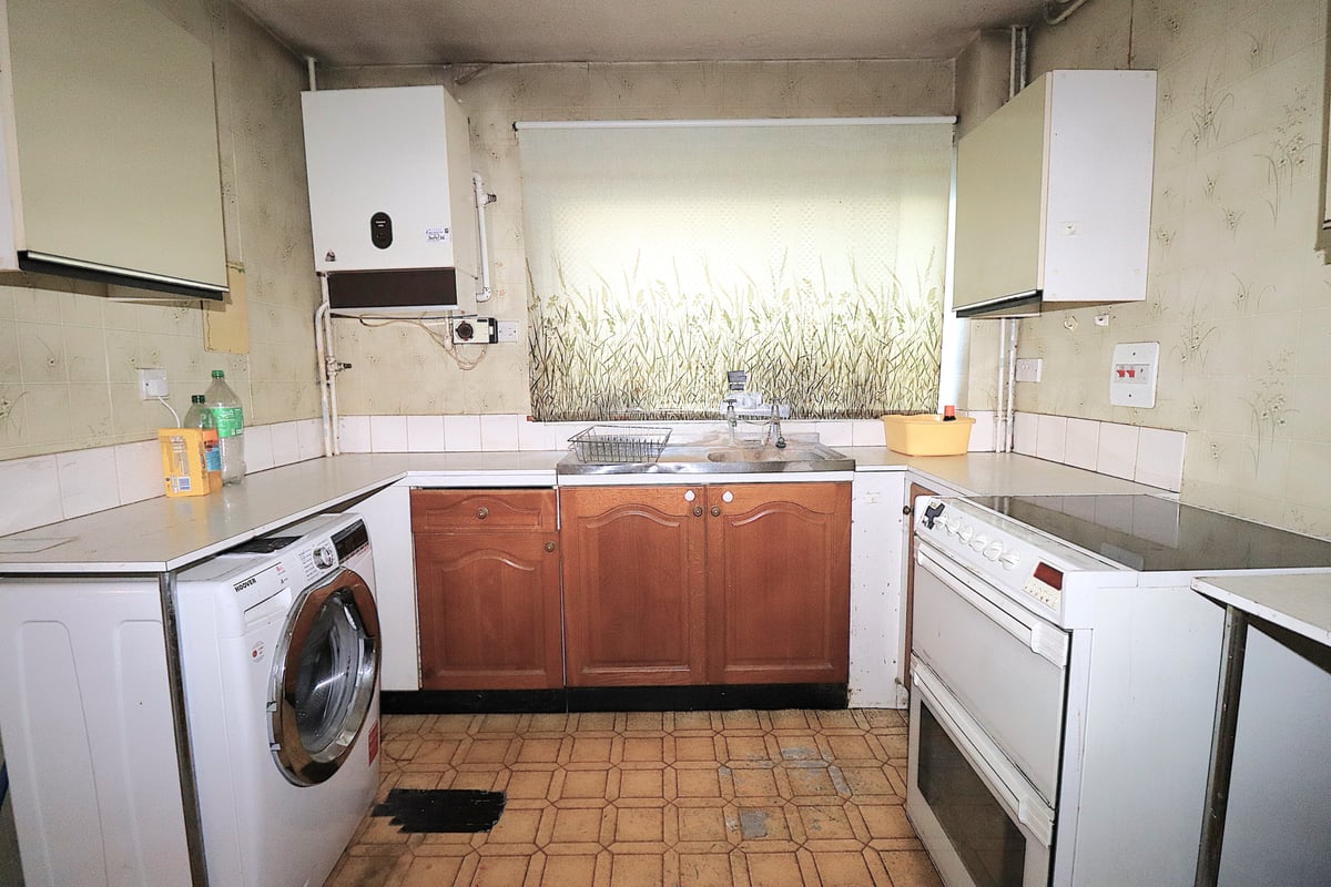 Holywell Close, Farnborough, GU14 8TT