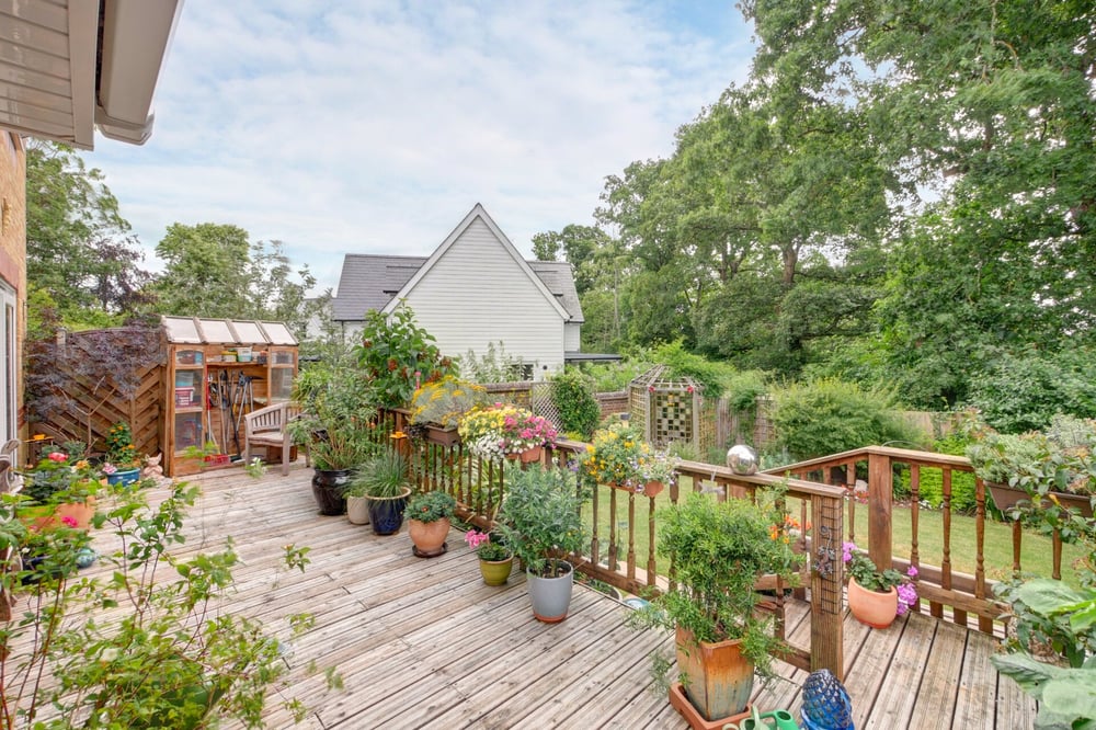 Property Details for Sandbanks Gardens Hailsham East Sussex BN27 3TL