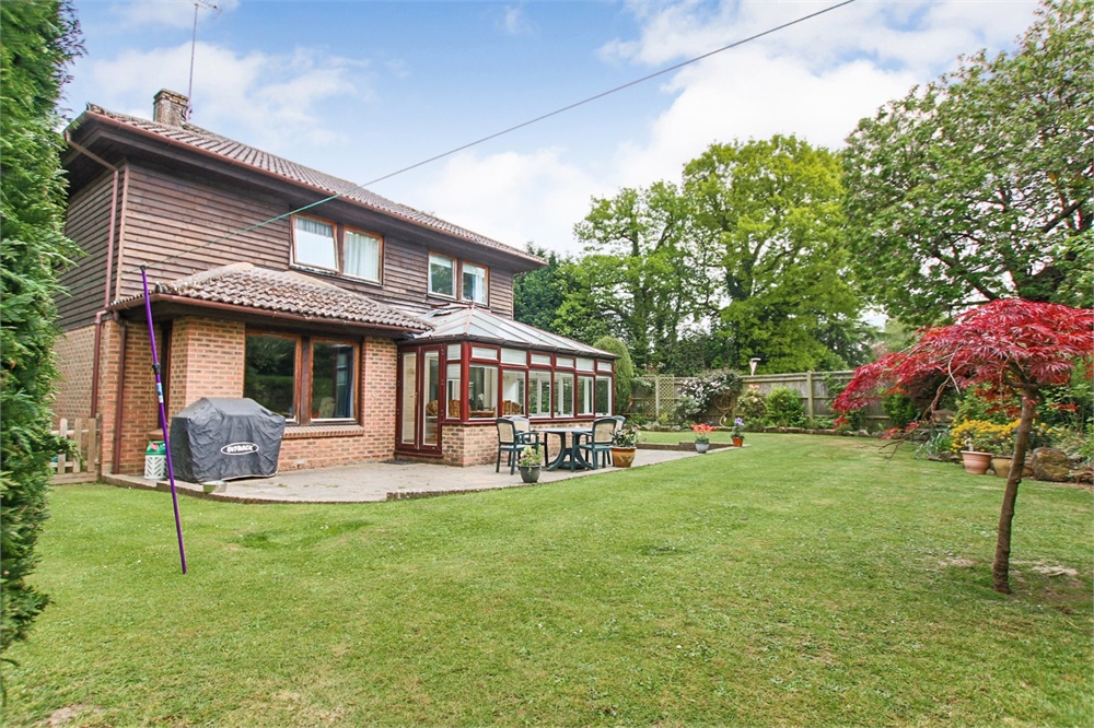 Fermandy Lane, Crawley, West Sussex