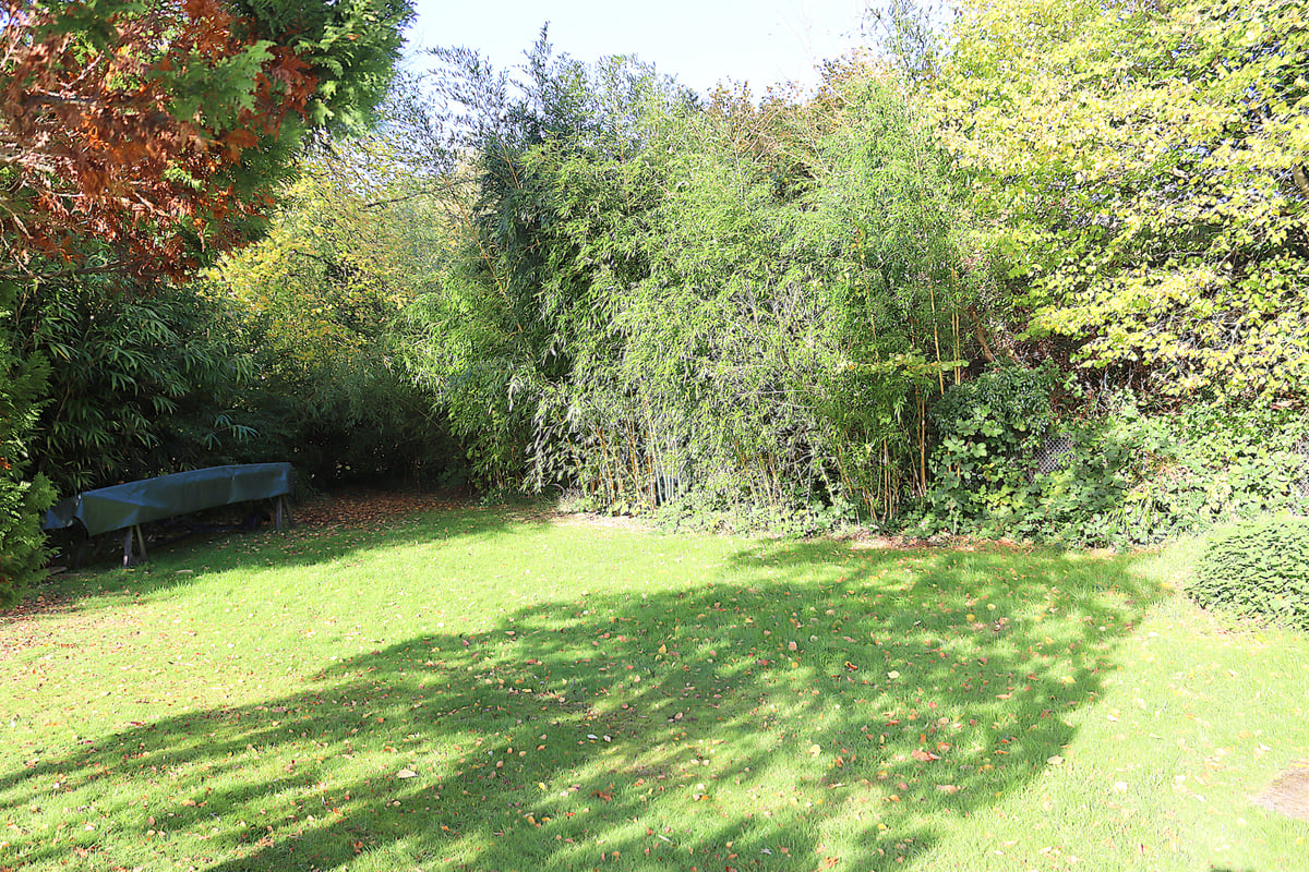 Southwood Road, Farnborough, GU14 0JQ