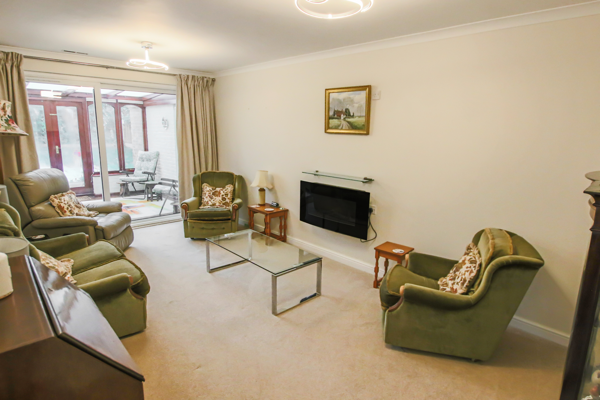 Spring Gardens, Copthorne