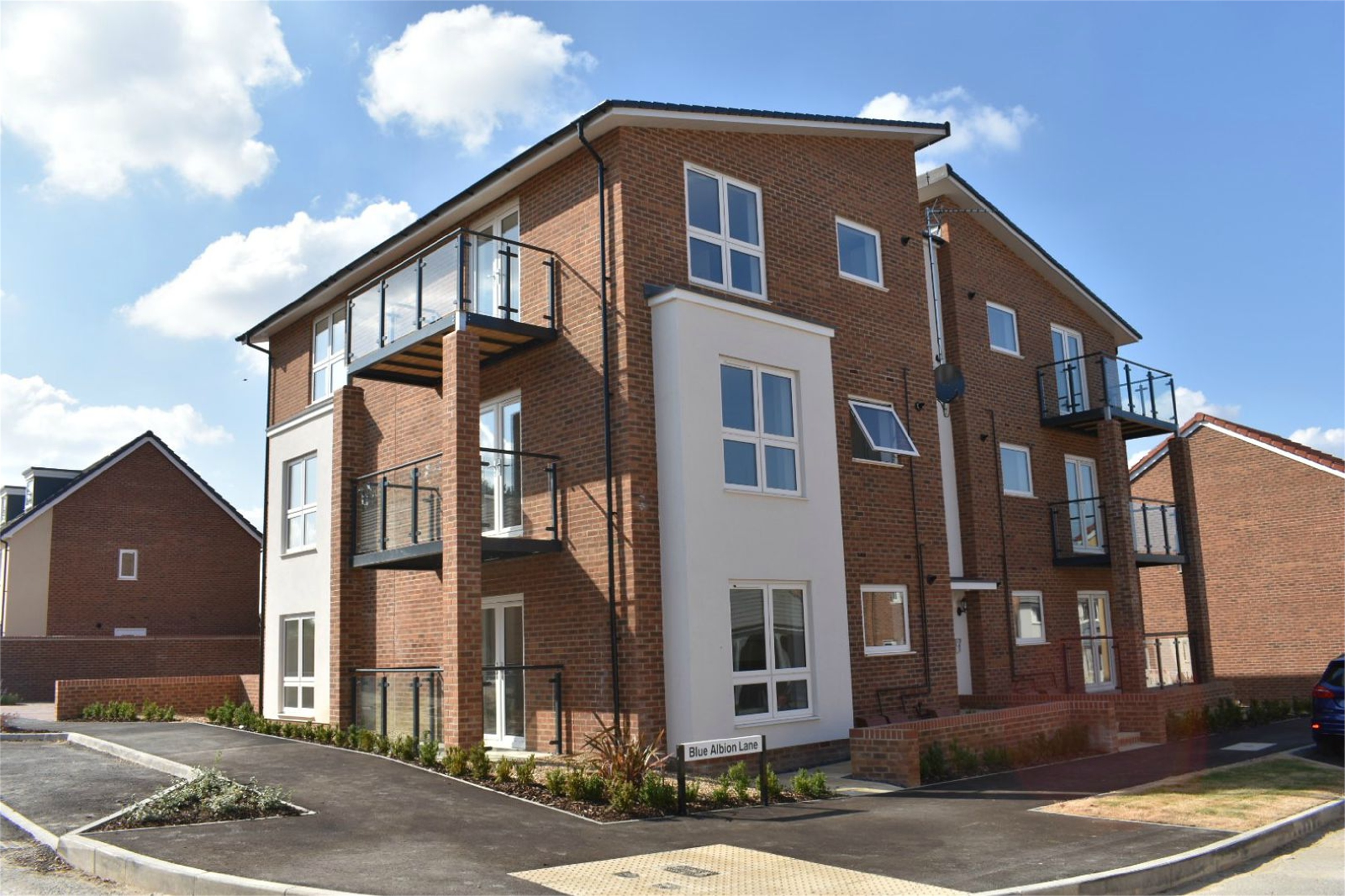 10 Blue Albion Lane, MILTON KEYNES, Buckinghamshire Image
