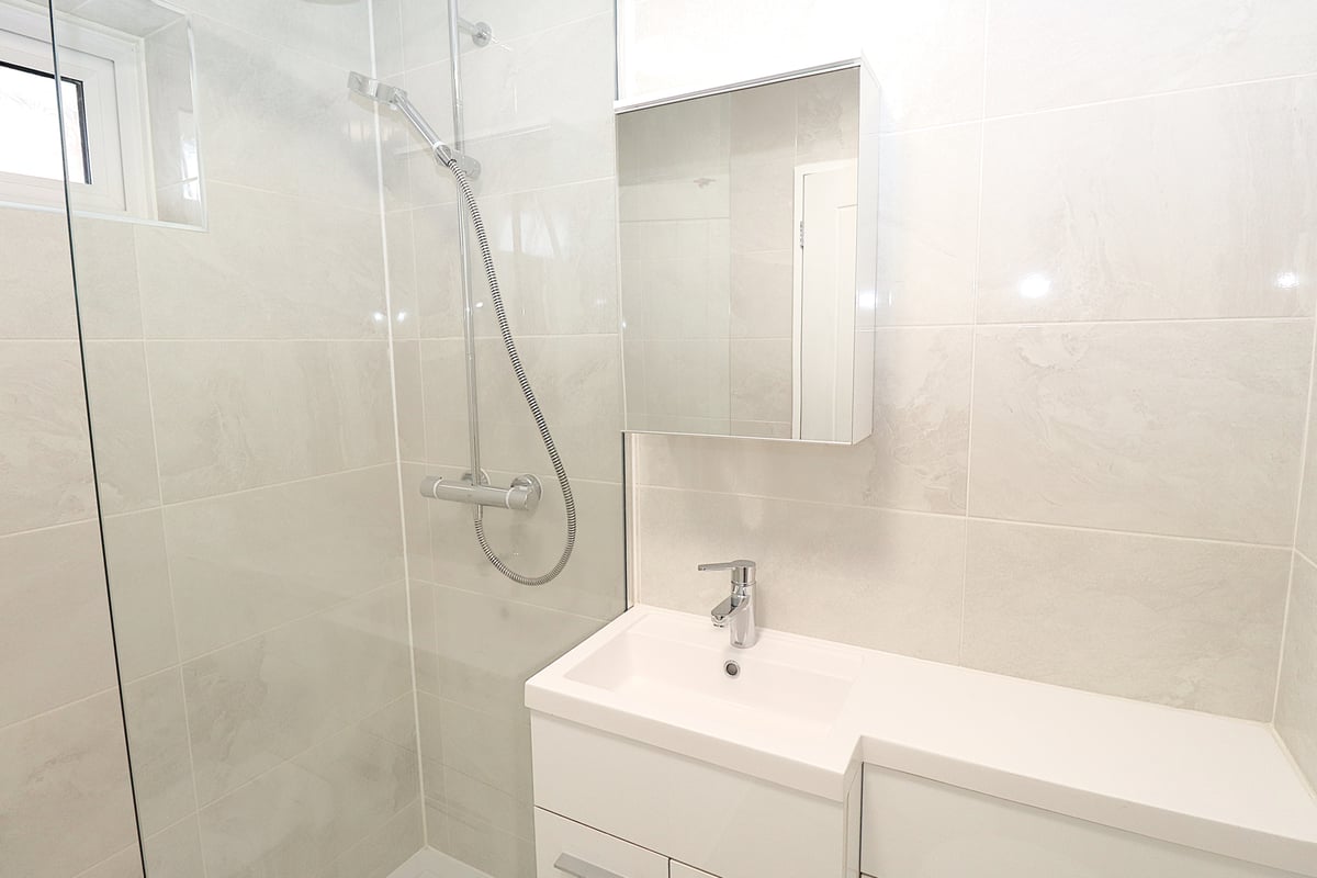 Jubilee Close, Farnborough, GU14 9TD