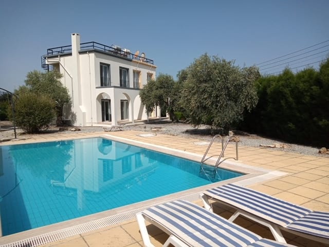 2 bedroom semi-detached villa on small site with communal pool..  Just 400 metres fom the coast!, Catalkoy