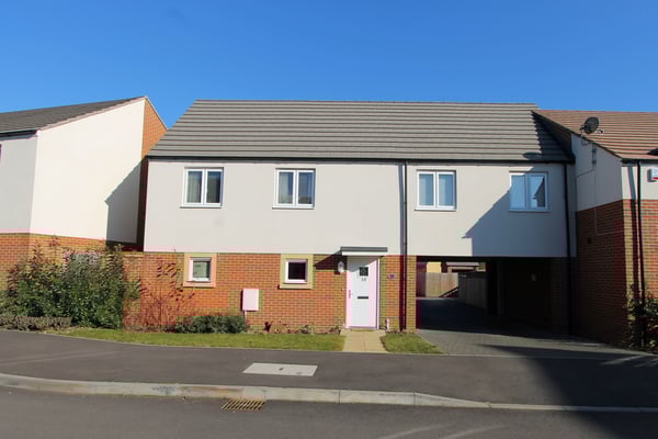 Lavender Hill, Milton Keynes, Buckinghamshire Image