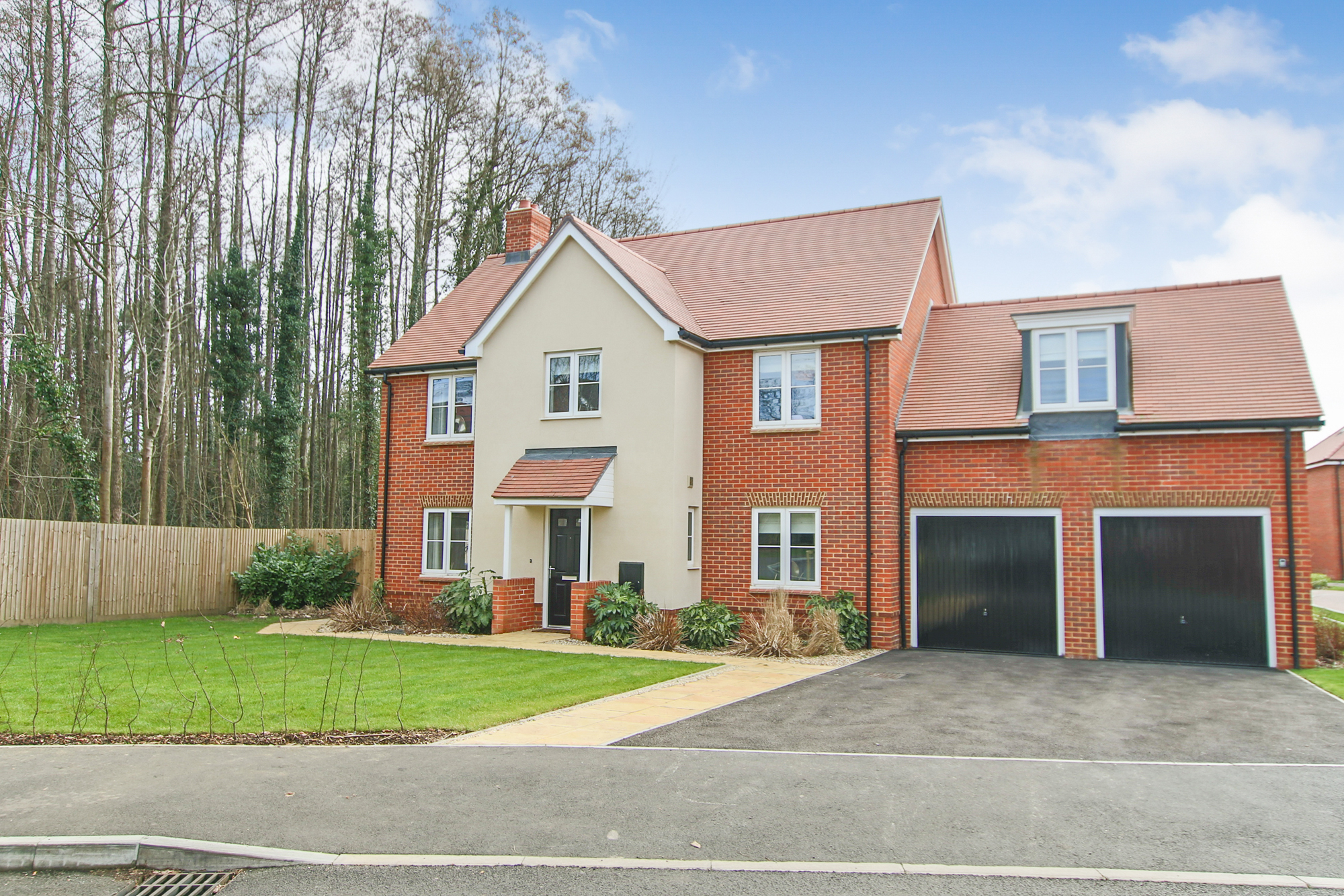 1 Birches View, West Sussex