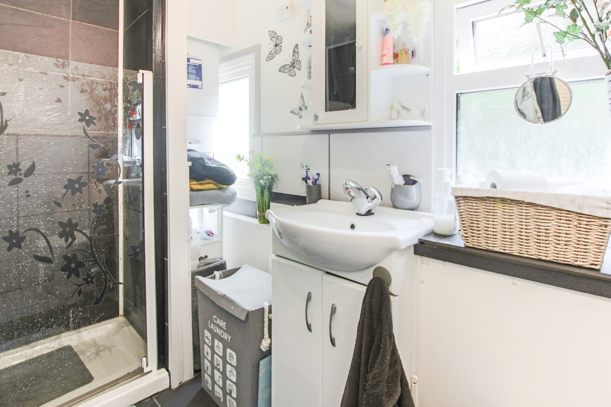 Turtle Dove Avenue, Turner Hill, West Sussex