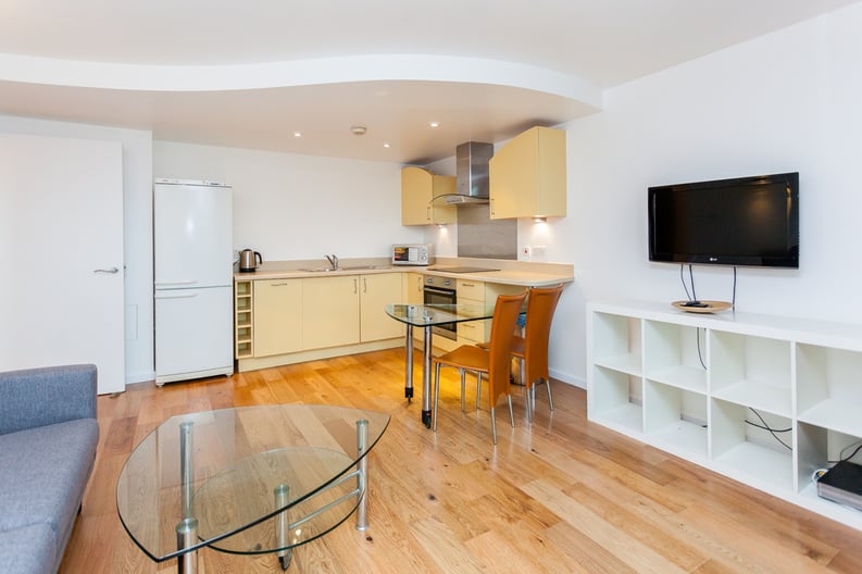 1 bedroom(s) apartment to sale in Westminster Bridge Road, Lambeth, London-image 7