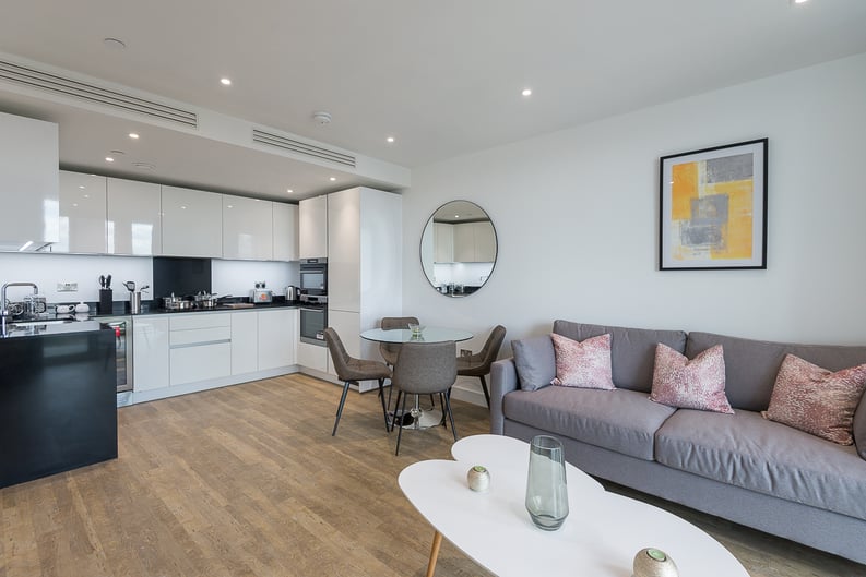1 bedroom(s) apartment to sale in Wandsworth Road, Nine Elms, London-image 6