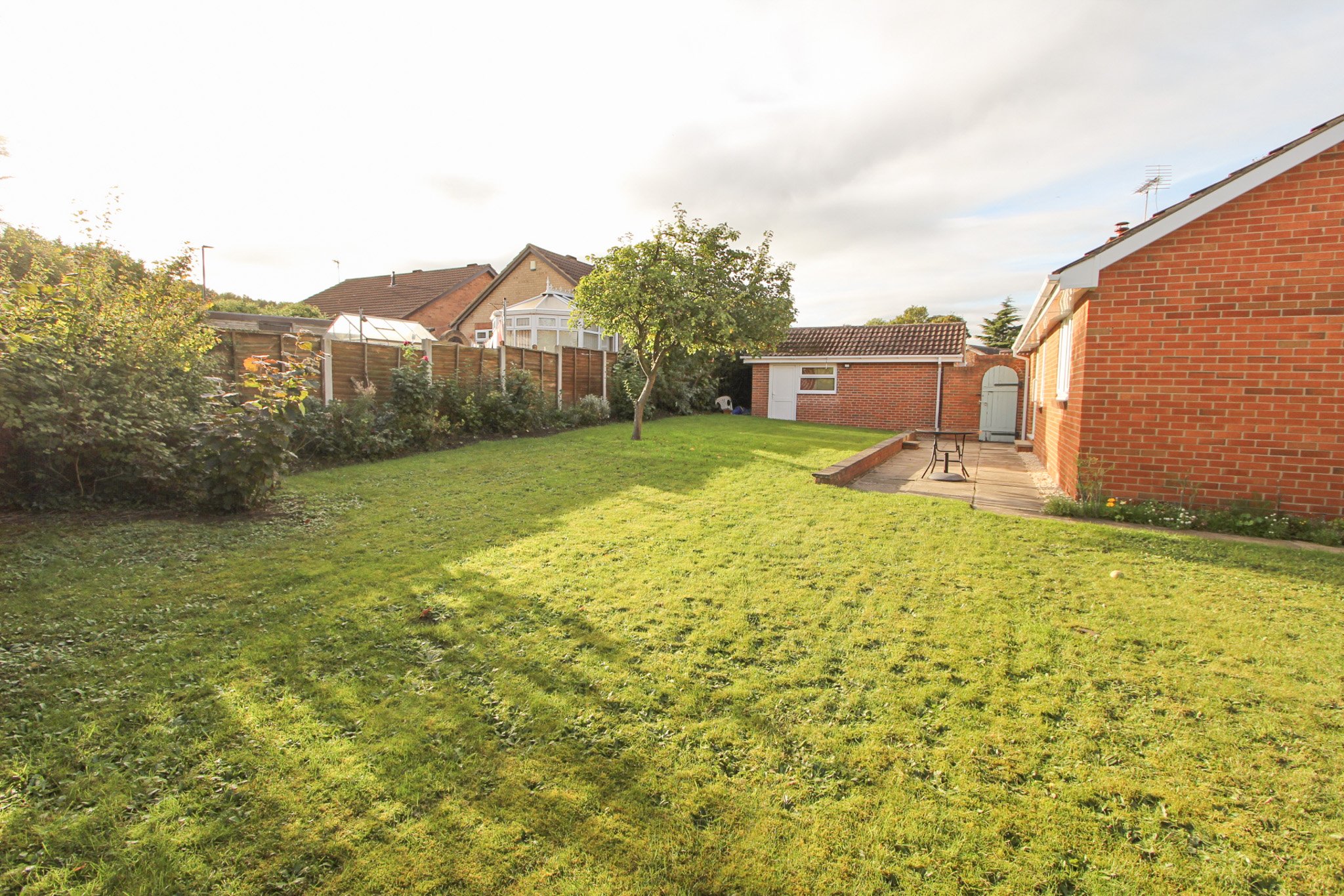 2 bedroom detached bungalow for sale, Gleneagles Drive, Bessacarr, Doncaster The Property Hive