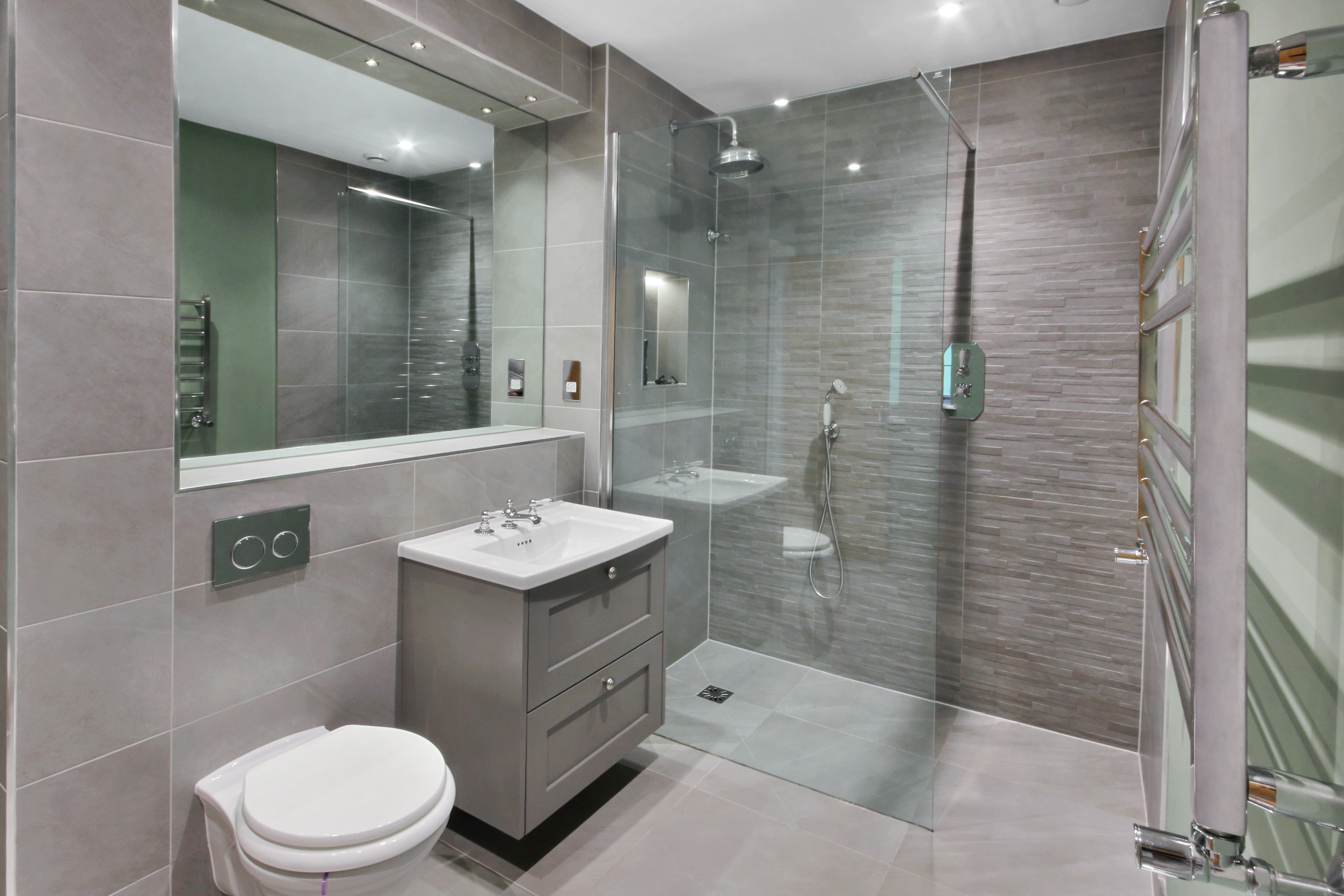 Lake View Road, Felbridge, Surrey