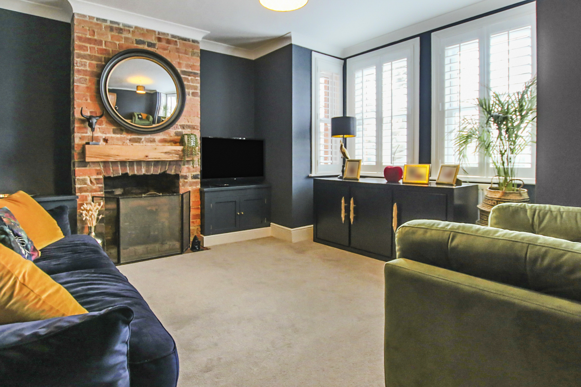 Providence Cottages, Turners Hill Road