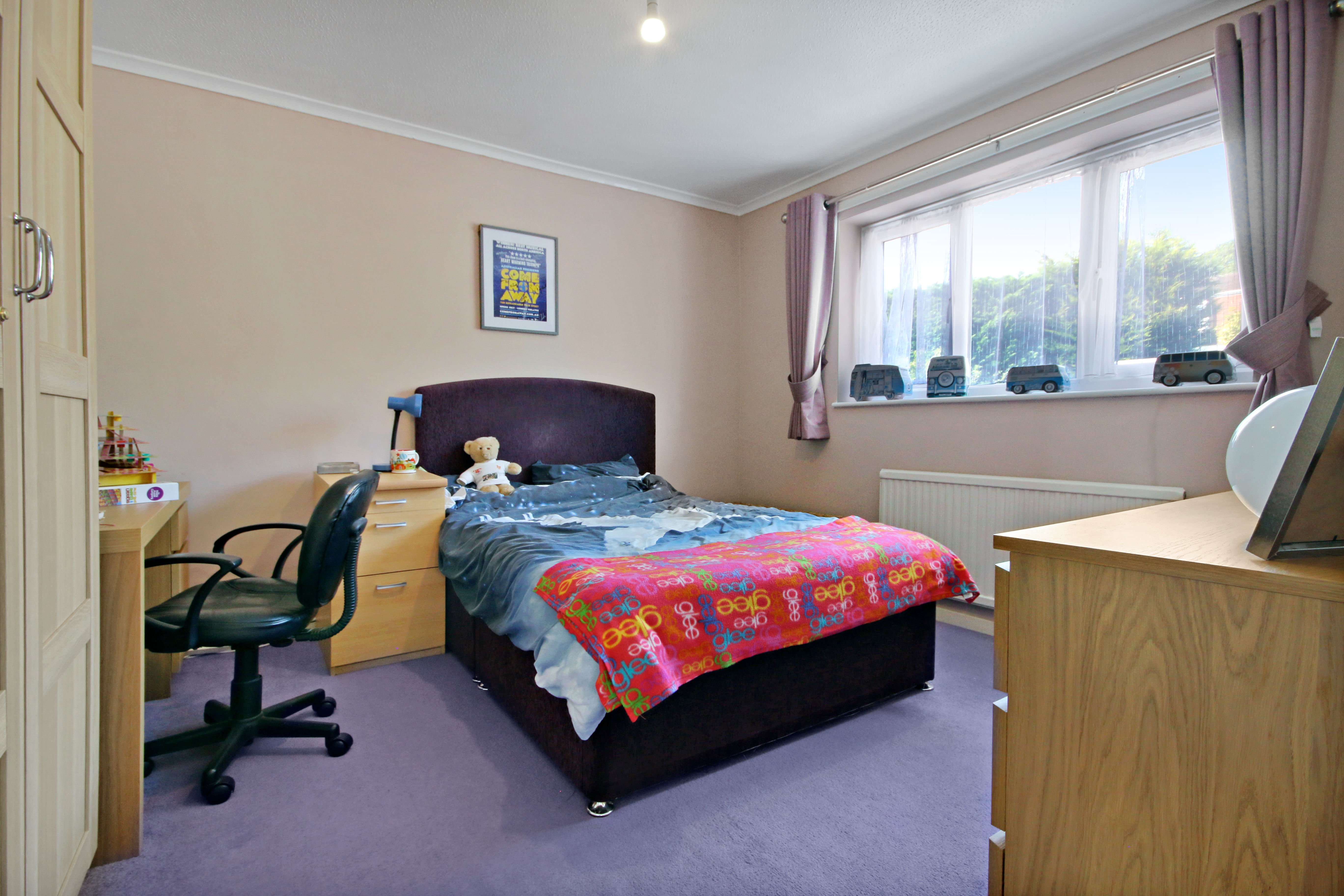 Bourg de Peage Avenue, East Grinstead, West Sussex