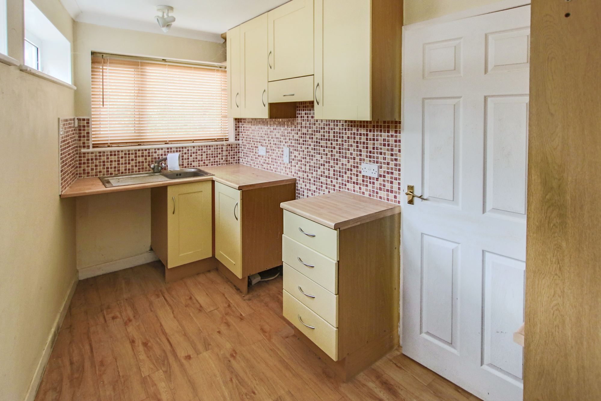 6 Austen Close, East Grinstead