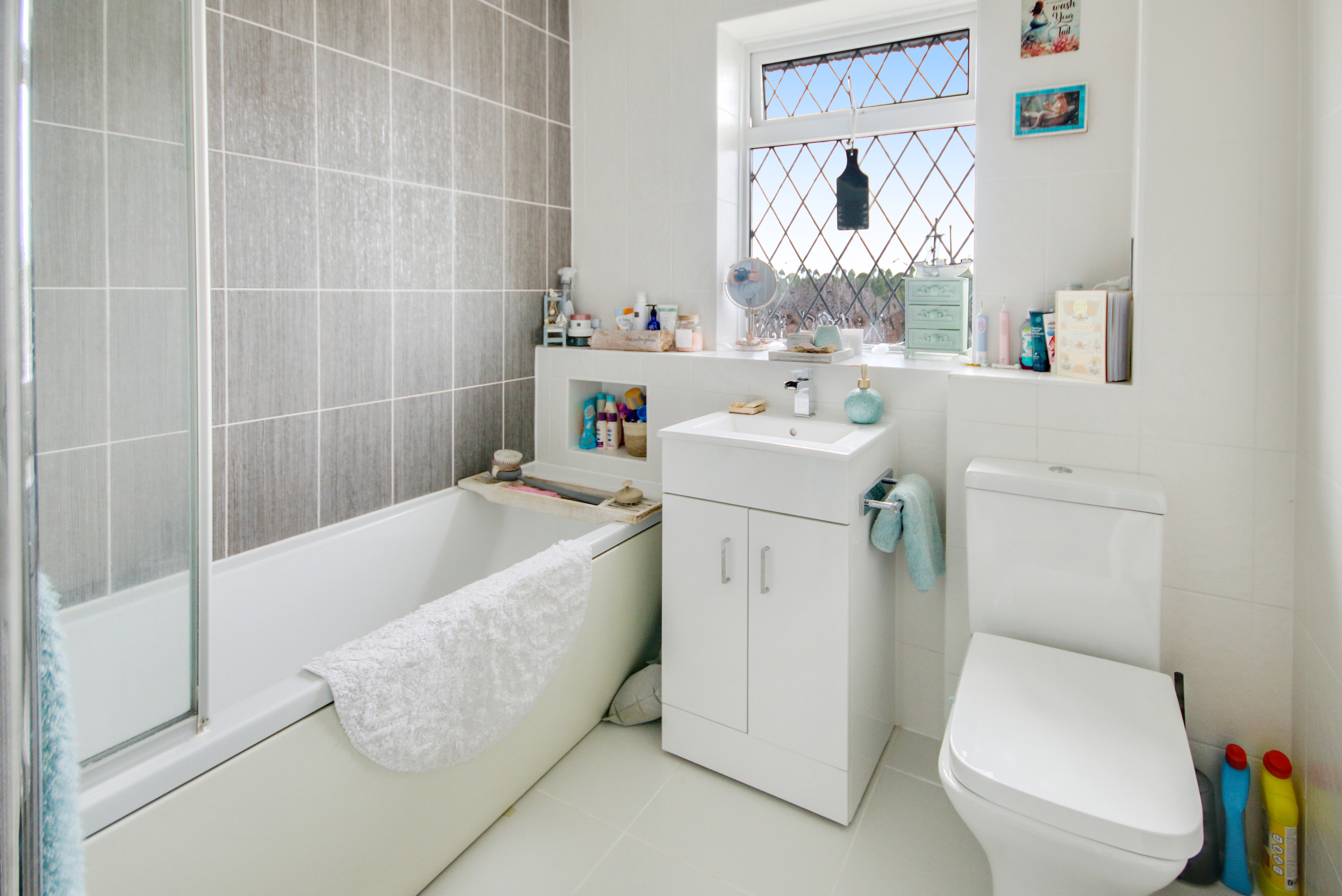 Aviary Way, Crawley, West Sussex