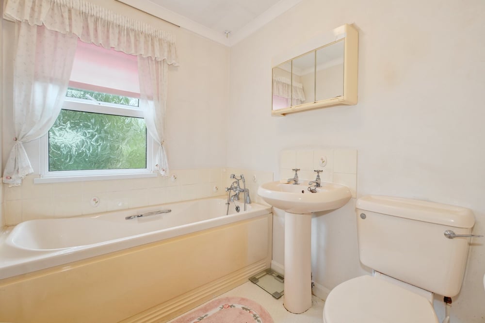 Property Details for Pippin Close Orchard View Park, Herstmonceux East